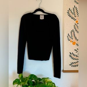 BNWOT Blqck Hippie Rose Long-Sleeve top
